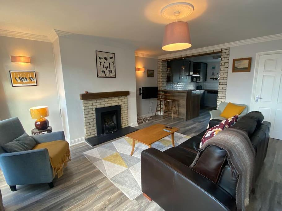 Central, Comfortable And Spacious 4 Bed Duplex Dublino Esterno foto