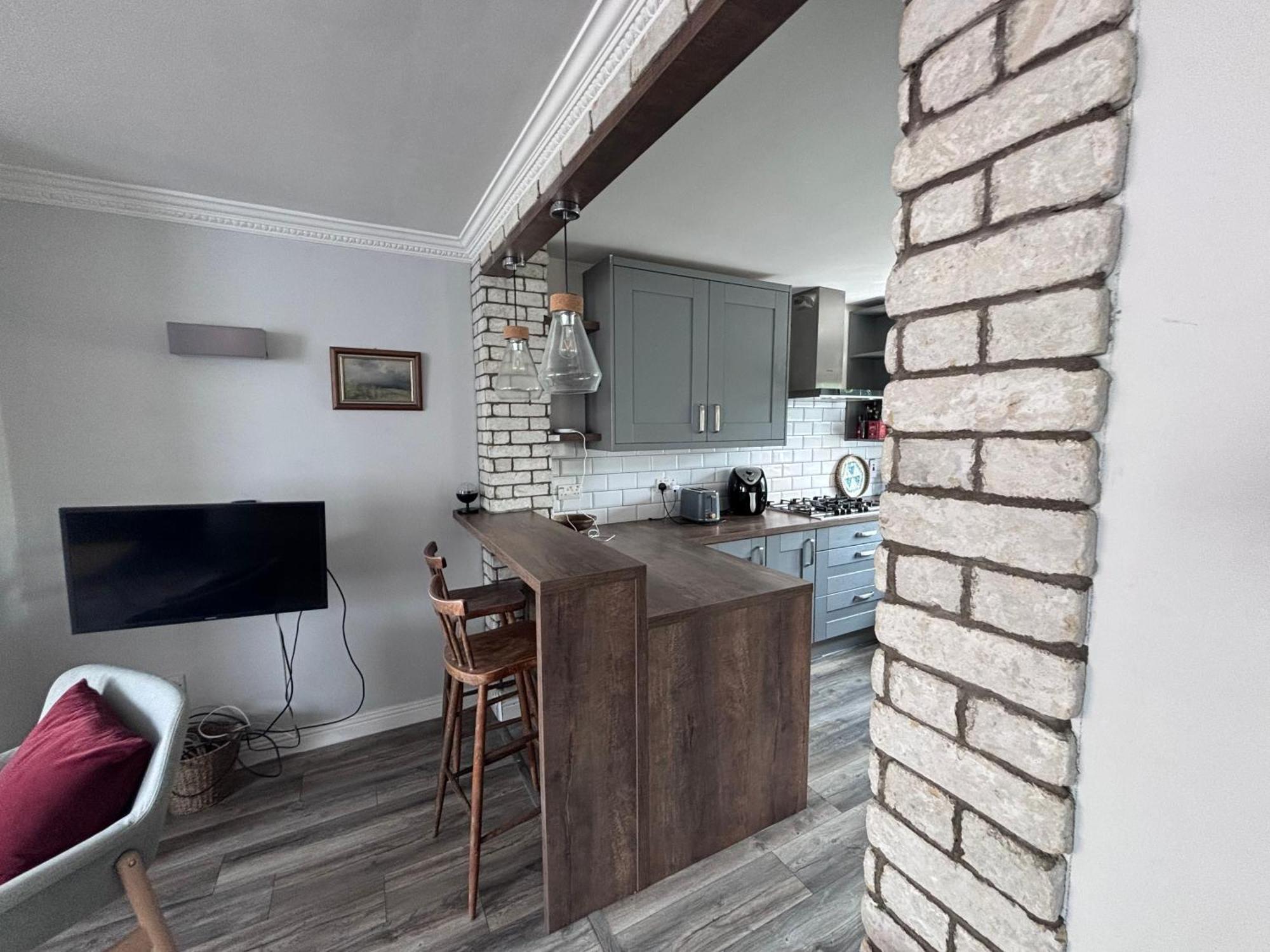 Central, Comfortable And Spacious 4 Bed Duplex Dublino Esterno foto