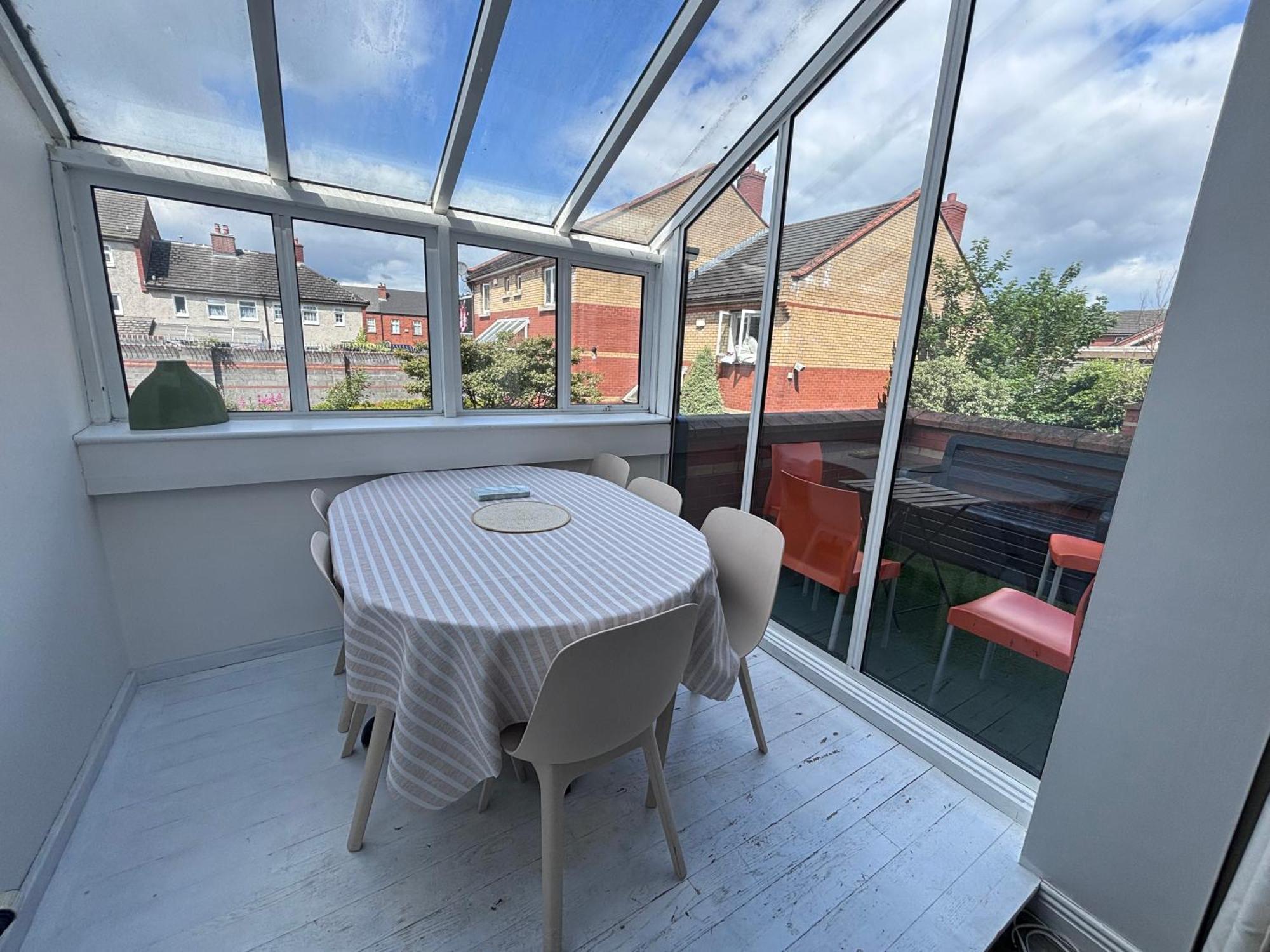 Central, Comfortable And Spacious 4 Bed Duplex Dublino Esterno foto