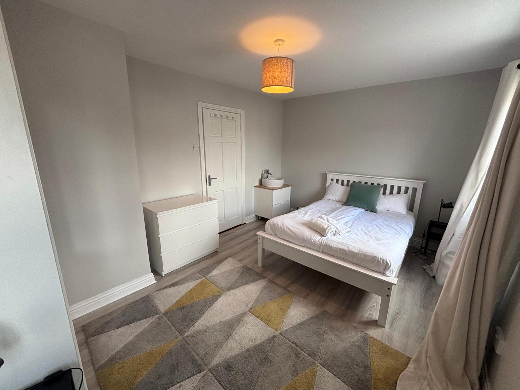 Central, Comfortable And Spacious 4 Bed Duplex Dublino Esterno foto
