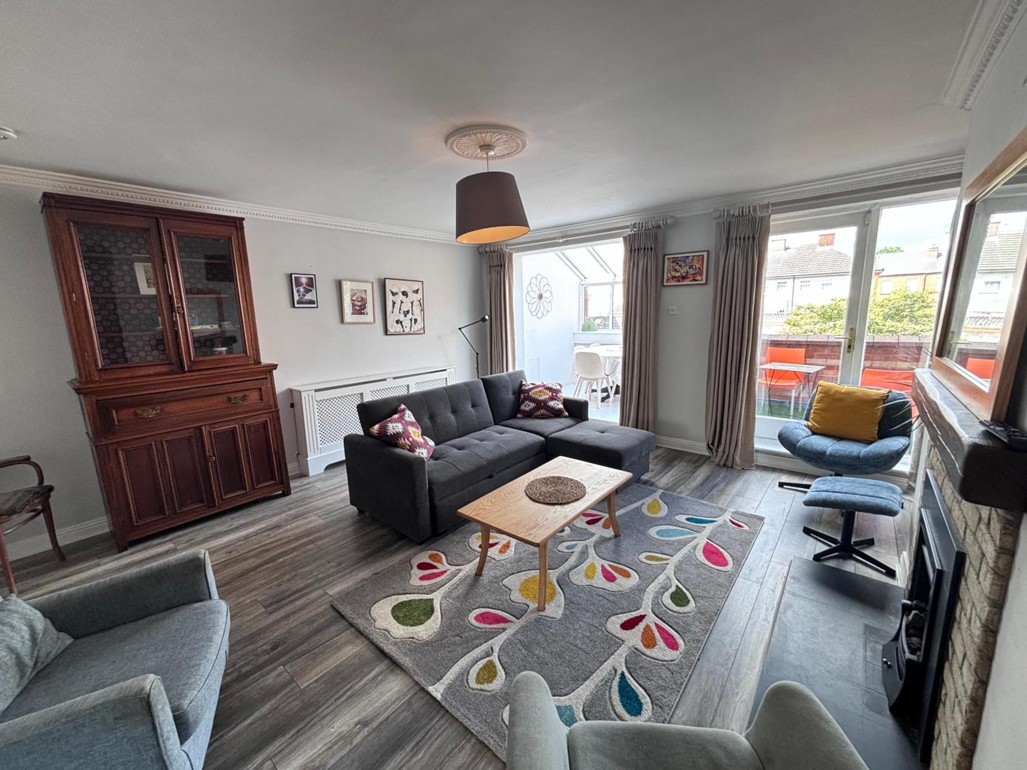 Central, Comfortable And Spacious 4 Bed Duplex Dublino Esterno foto